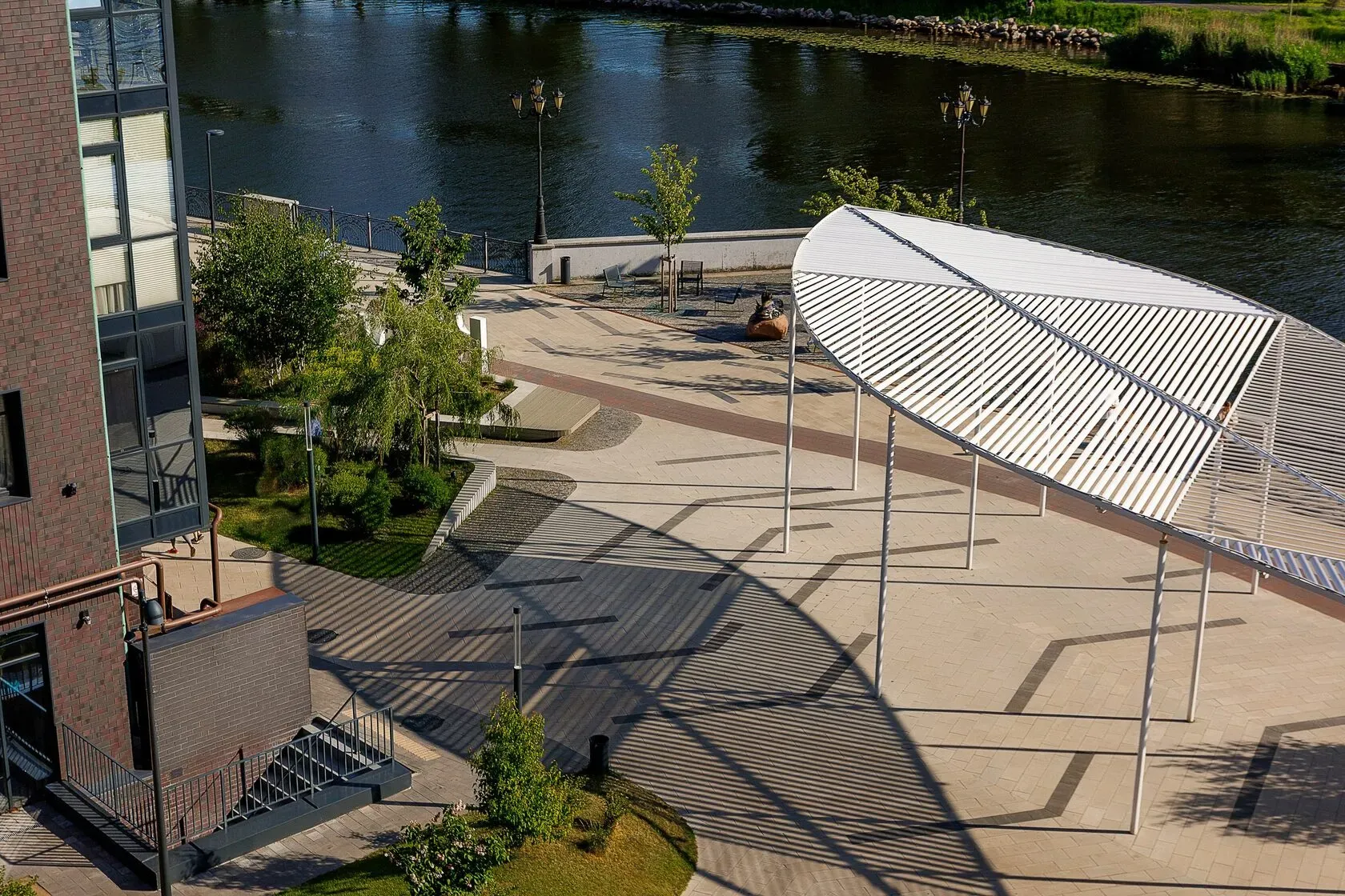 Закрытый двор